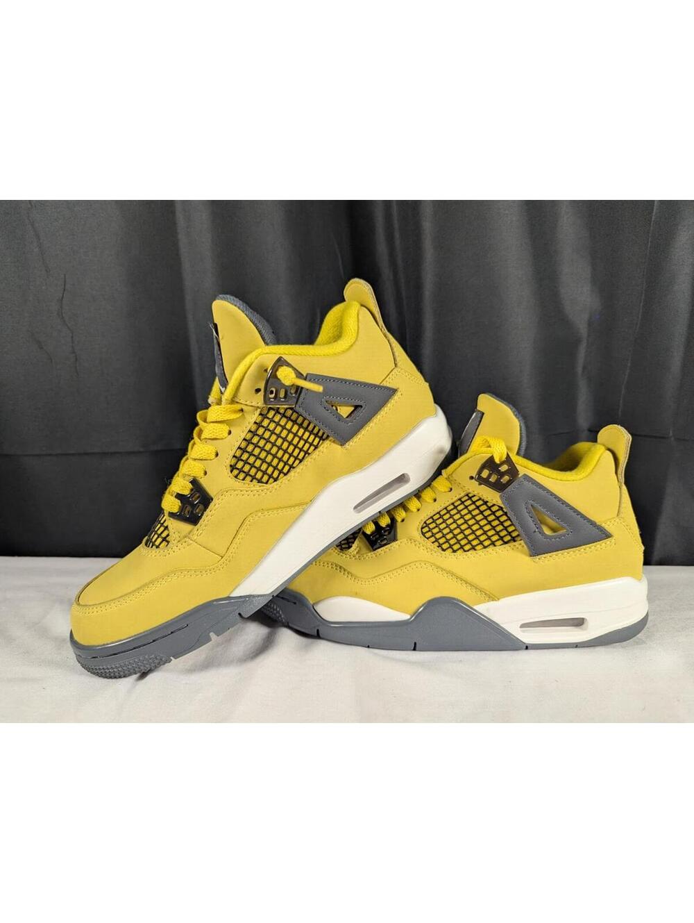 Nike Air Jordan 4 Retro Lightning 2021 GS Size 6.5Y Yellow 408452-700 w/ Box VG